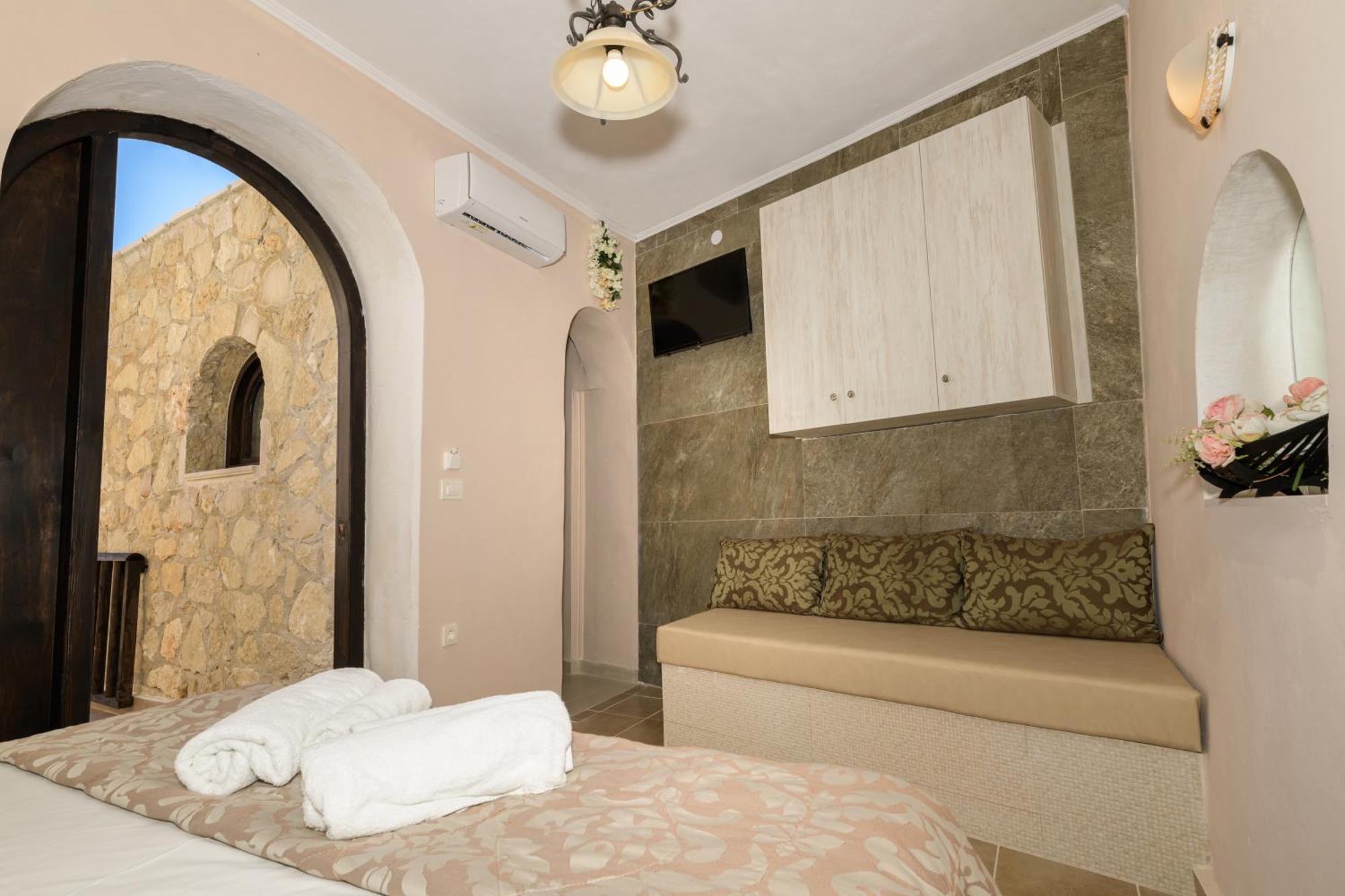 Harmony Hotel Keri Екстериор снимка